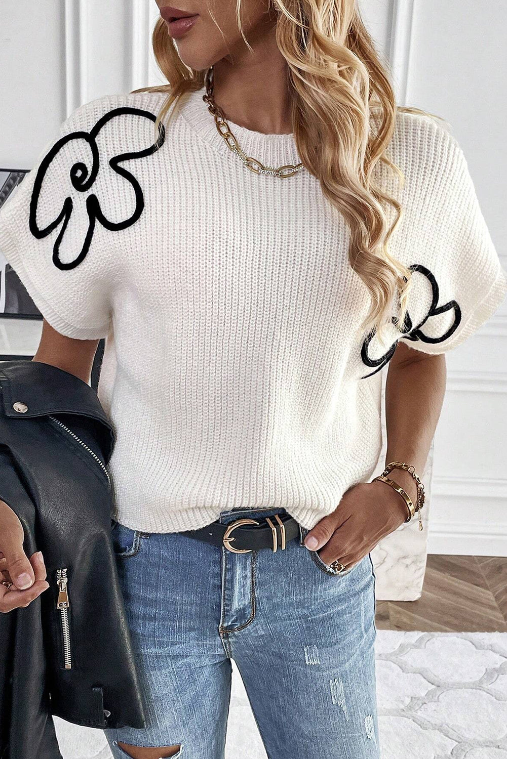 White Flower Embroidery Sweater Top - PrizQ