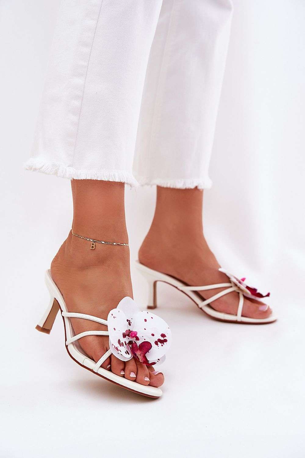 slippers model 212883 Step in style