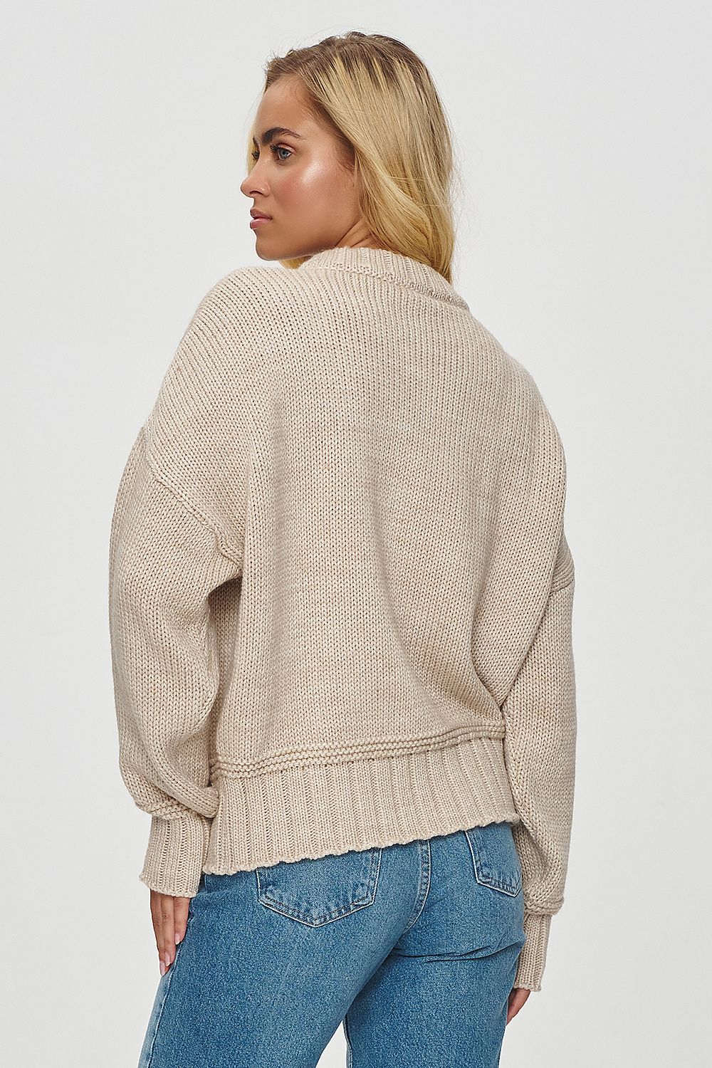 sweater model 201814 Makadamia