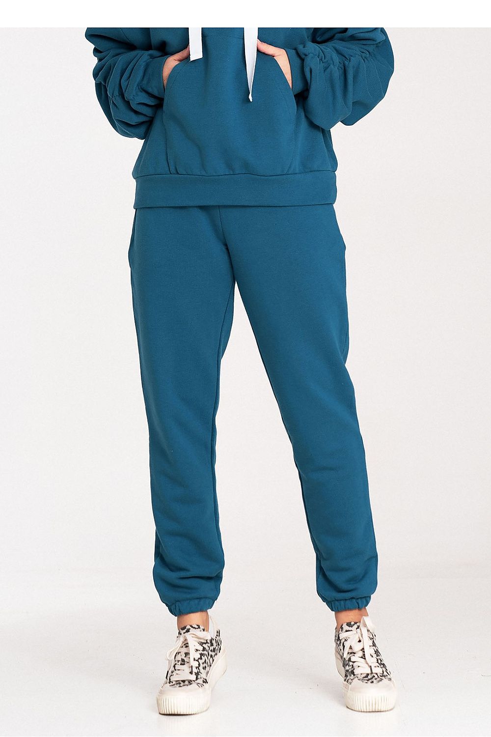 training pants model 203129 Figl