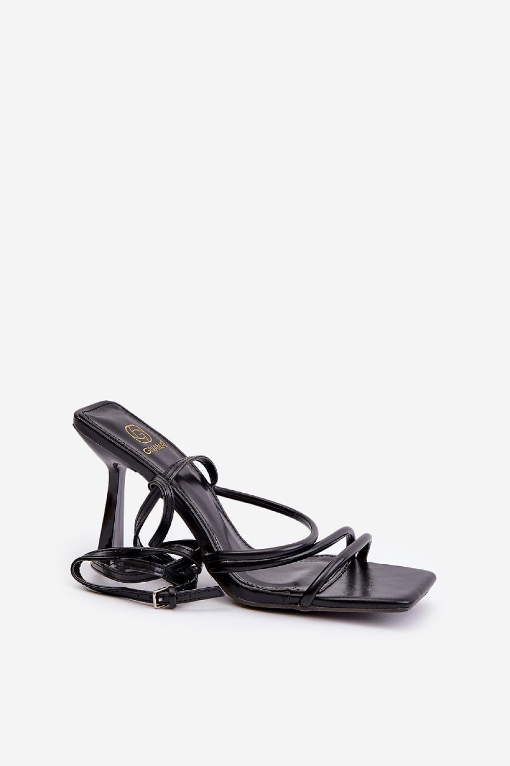 sandals on heel model 203589 Step in style