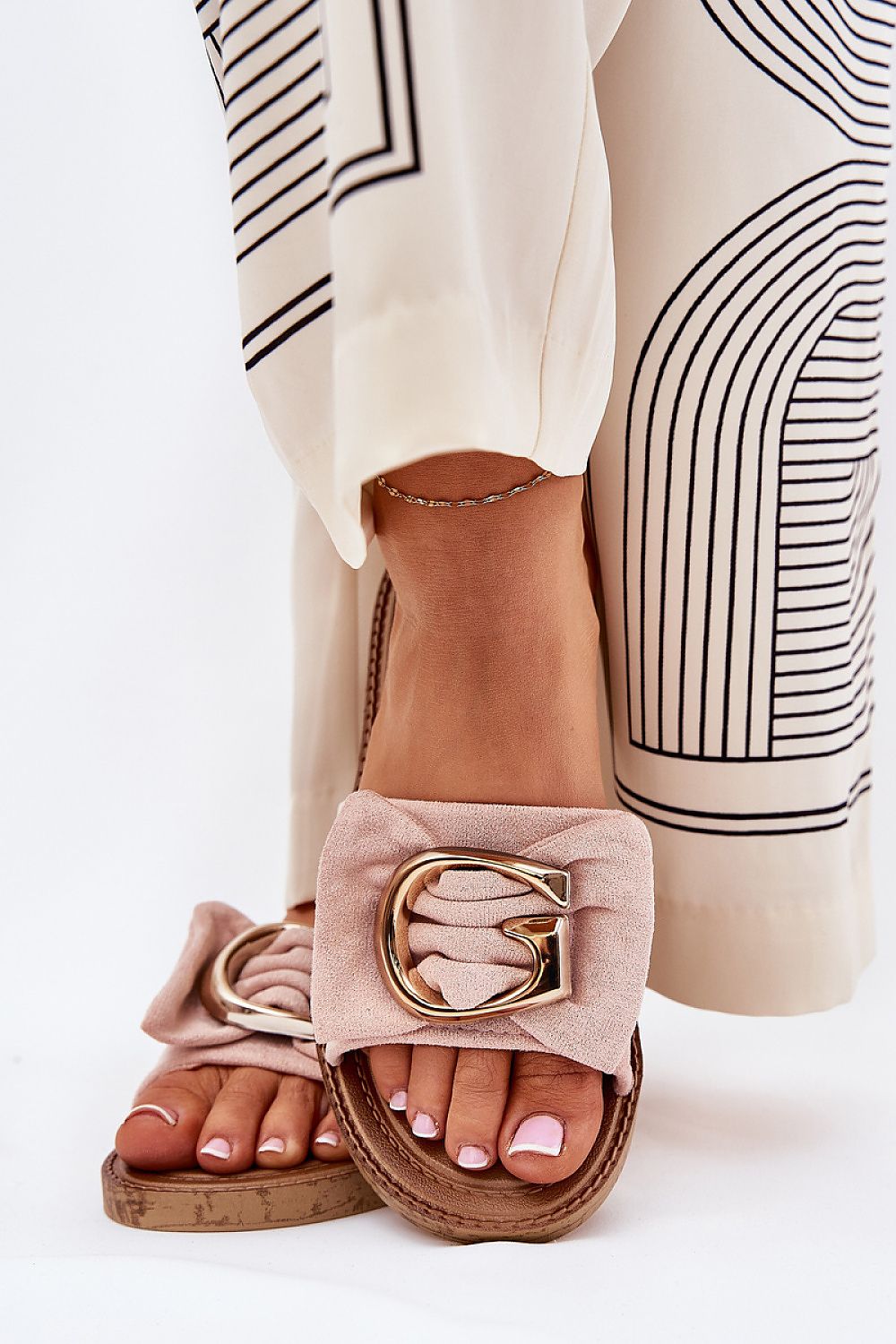 slippers model 210746 Step in style