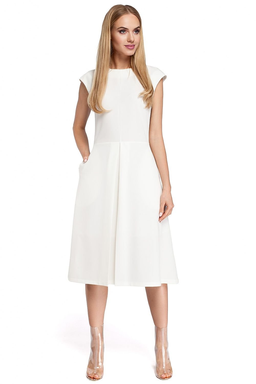 Day dress model 85022 Moe