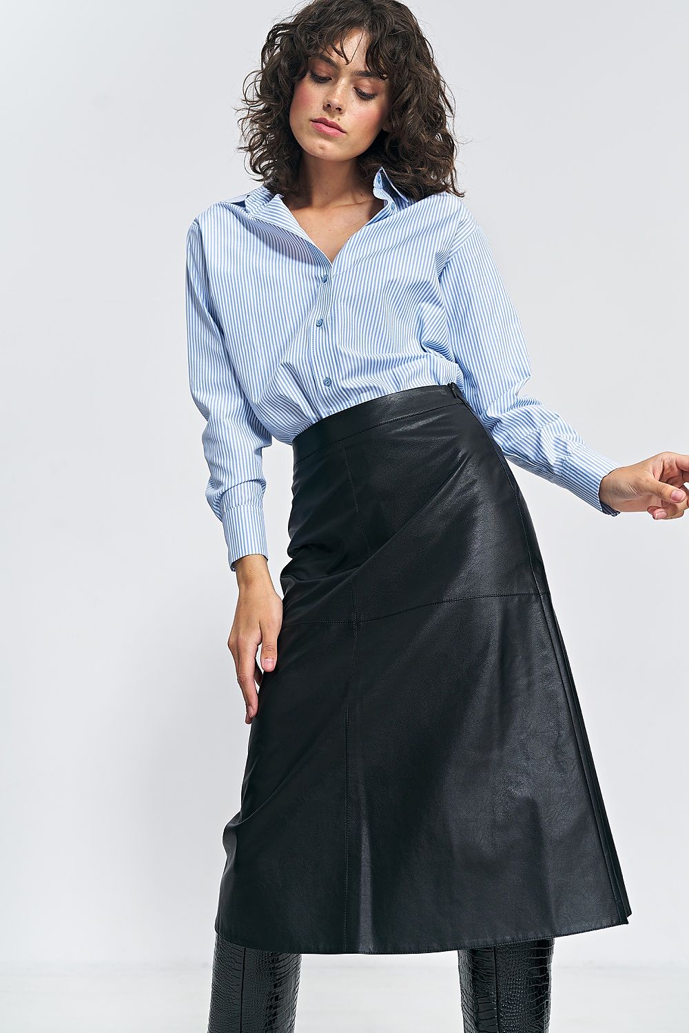 rok model 184596 Nife