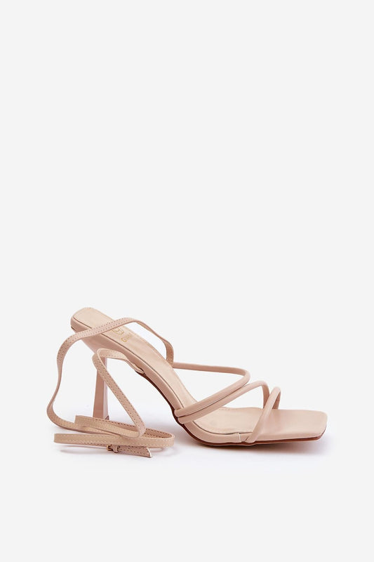 sandals on heel model 203587 Step in style