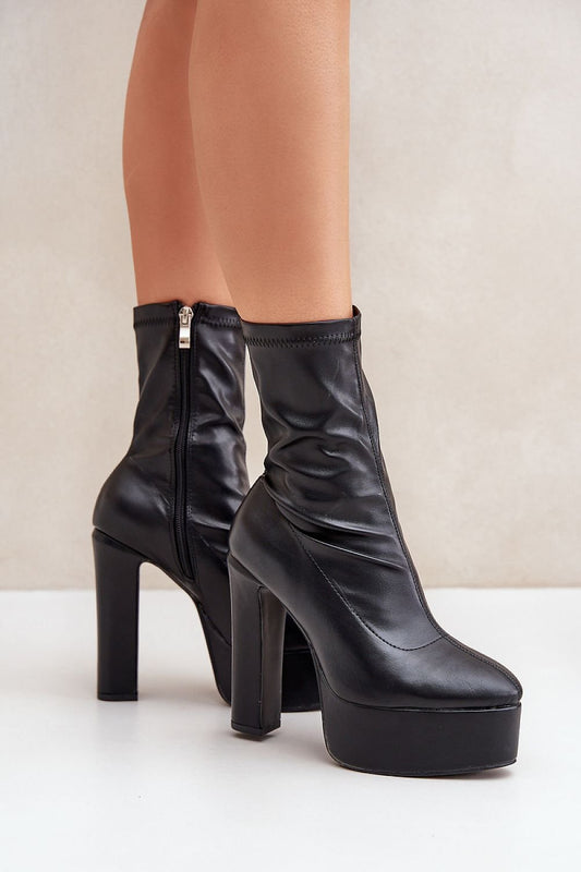 High heel boots model 204694 Step in style