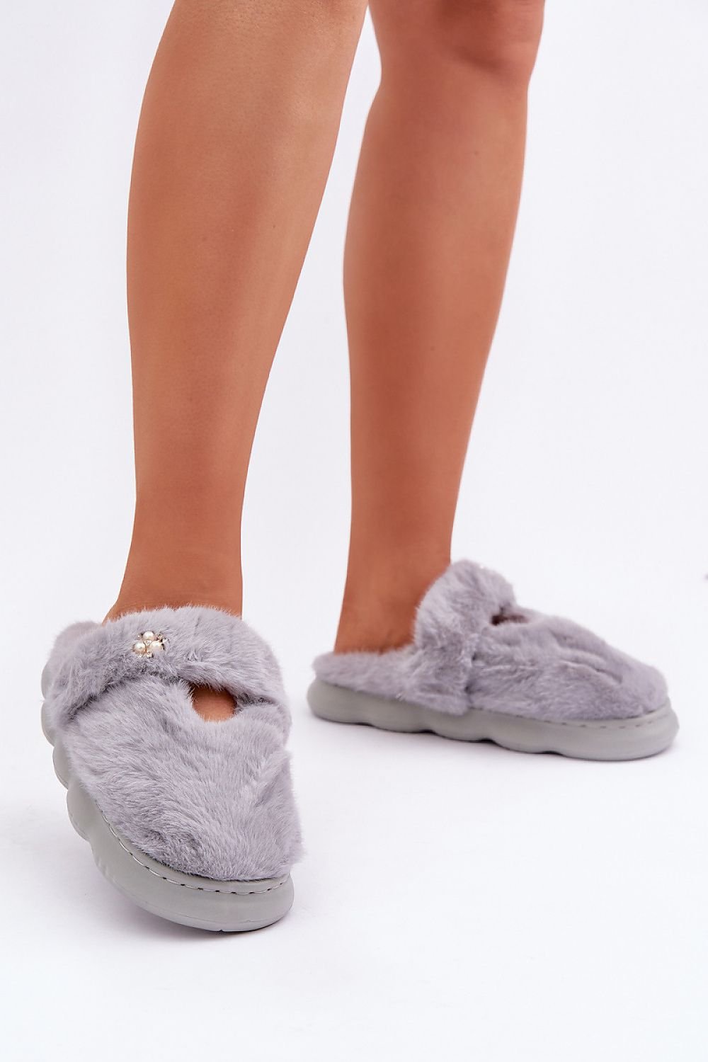slippers model 204951 Step in style