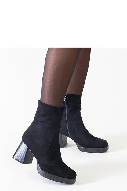Boots on wedge heel model 205035 Solea