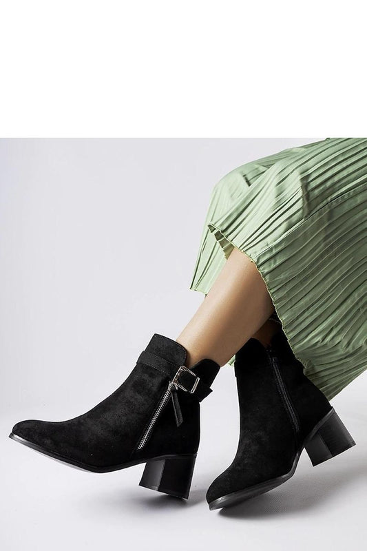 Boots on wedge heel model 205112 Solea