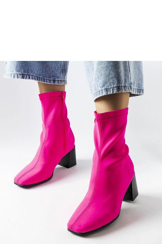 Boots on wedge heel model 205127 Solea