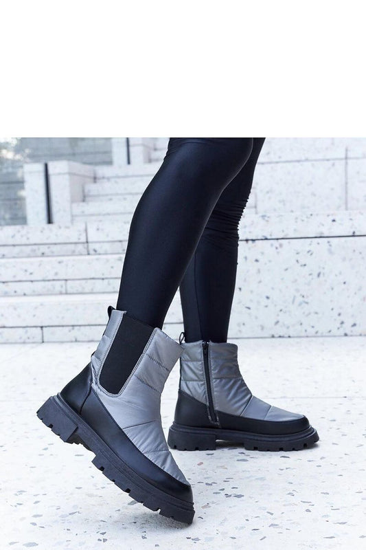 Boots model 205110 Solea