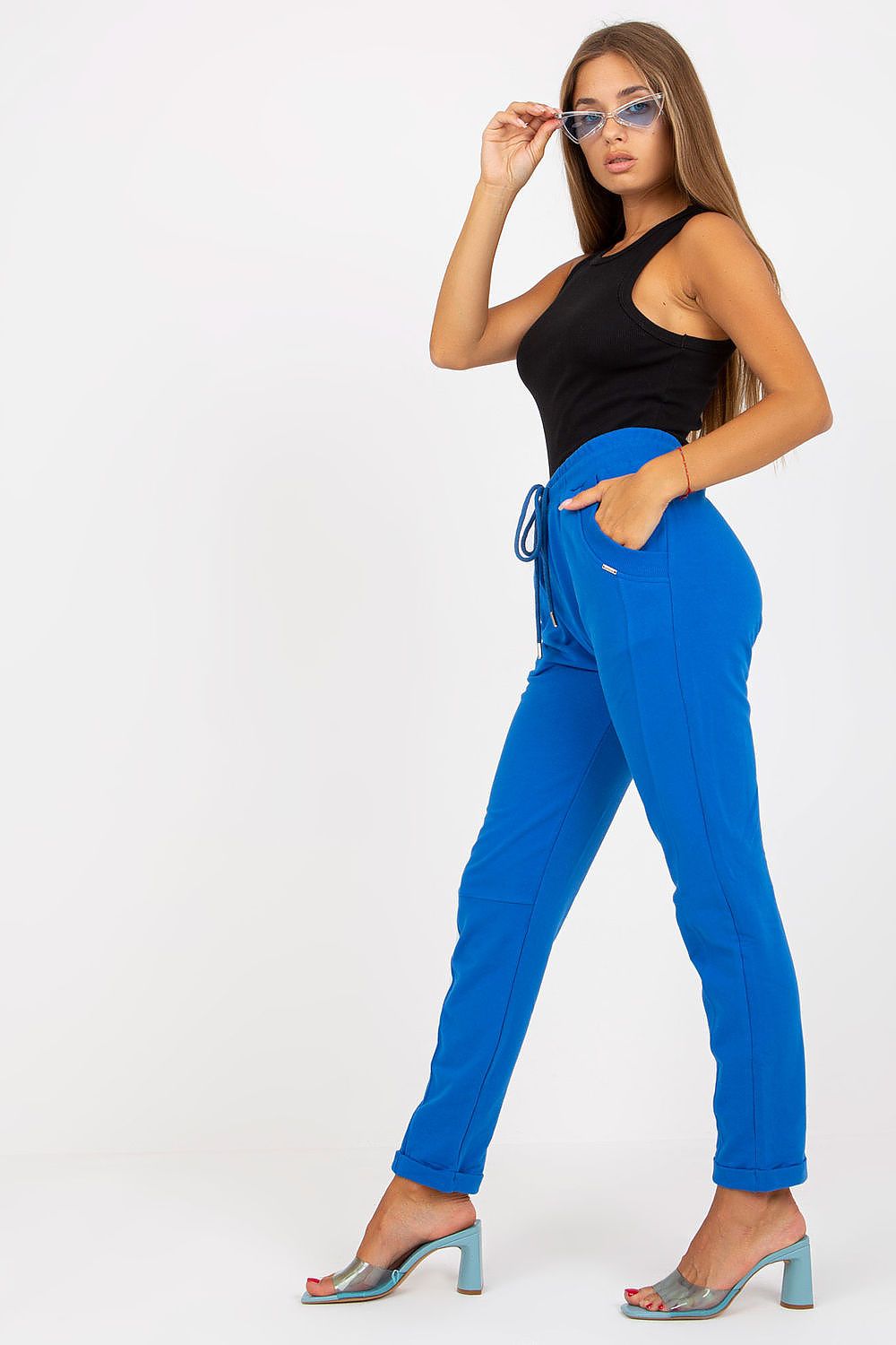 training pants model 191222 Relevance
