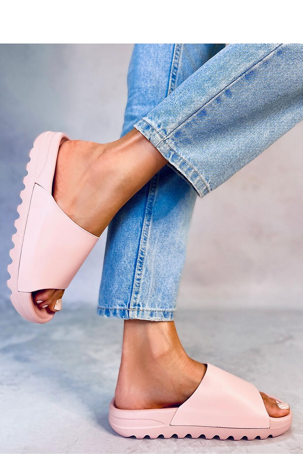  slippers model 177632 Inello 
