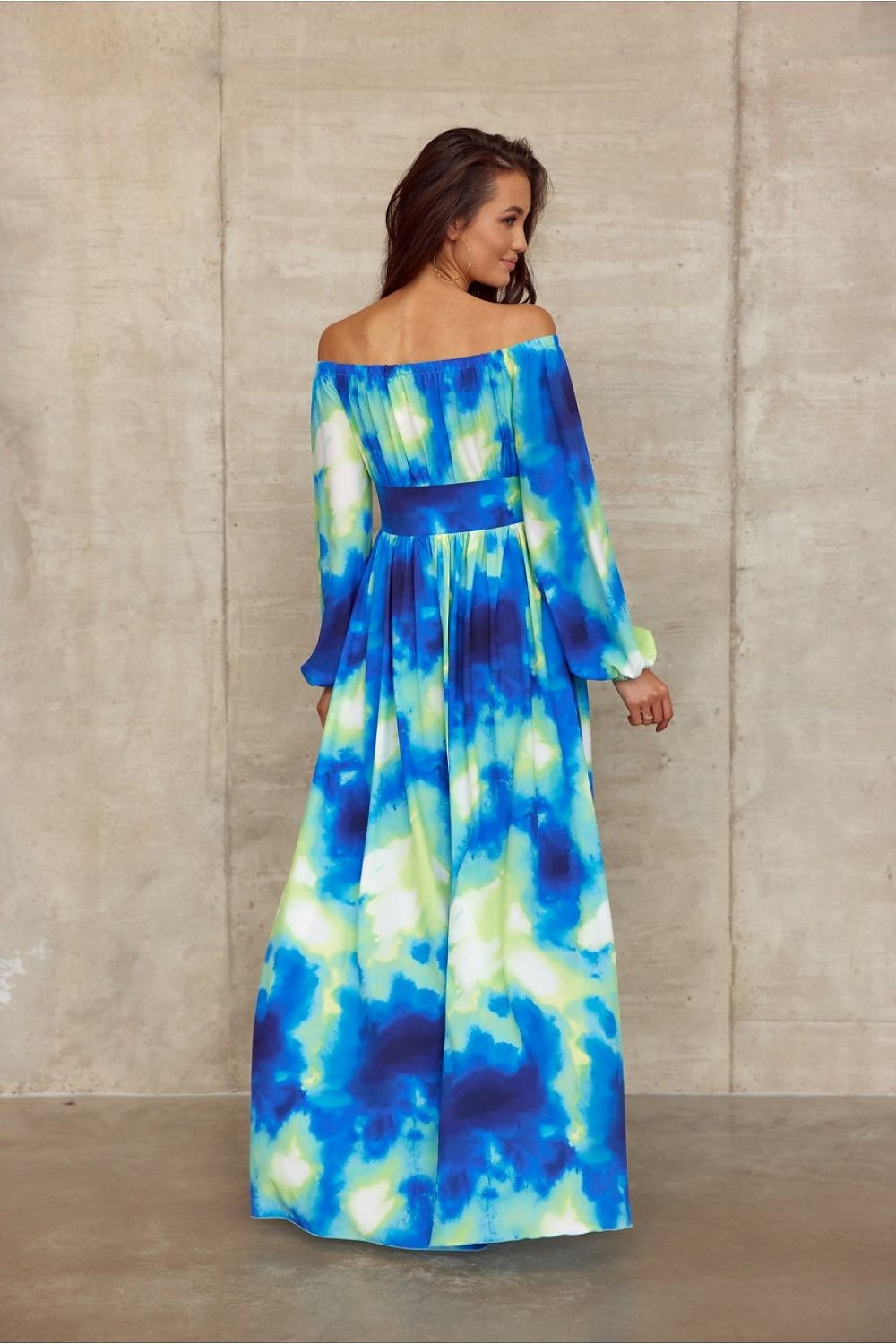 Bella Española Maxi Dress – Elegant Spanish Dress with Open Shoulders and Split | Roco Fashion